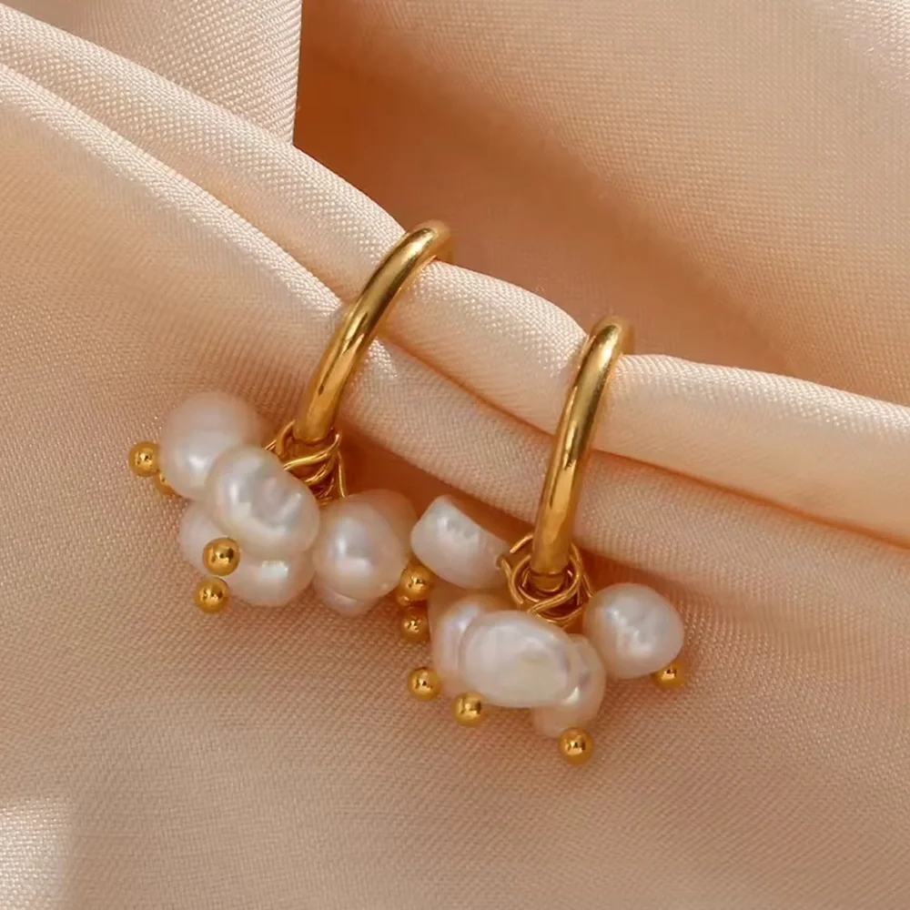 NWOT Elegant Gold and Pearl Hoop Earrings